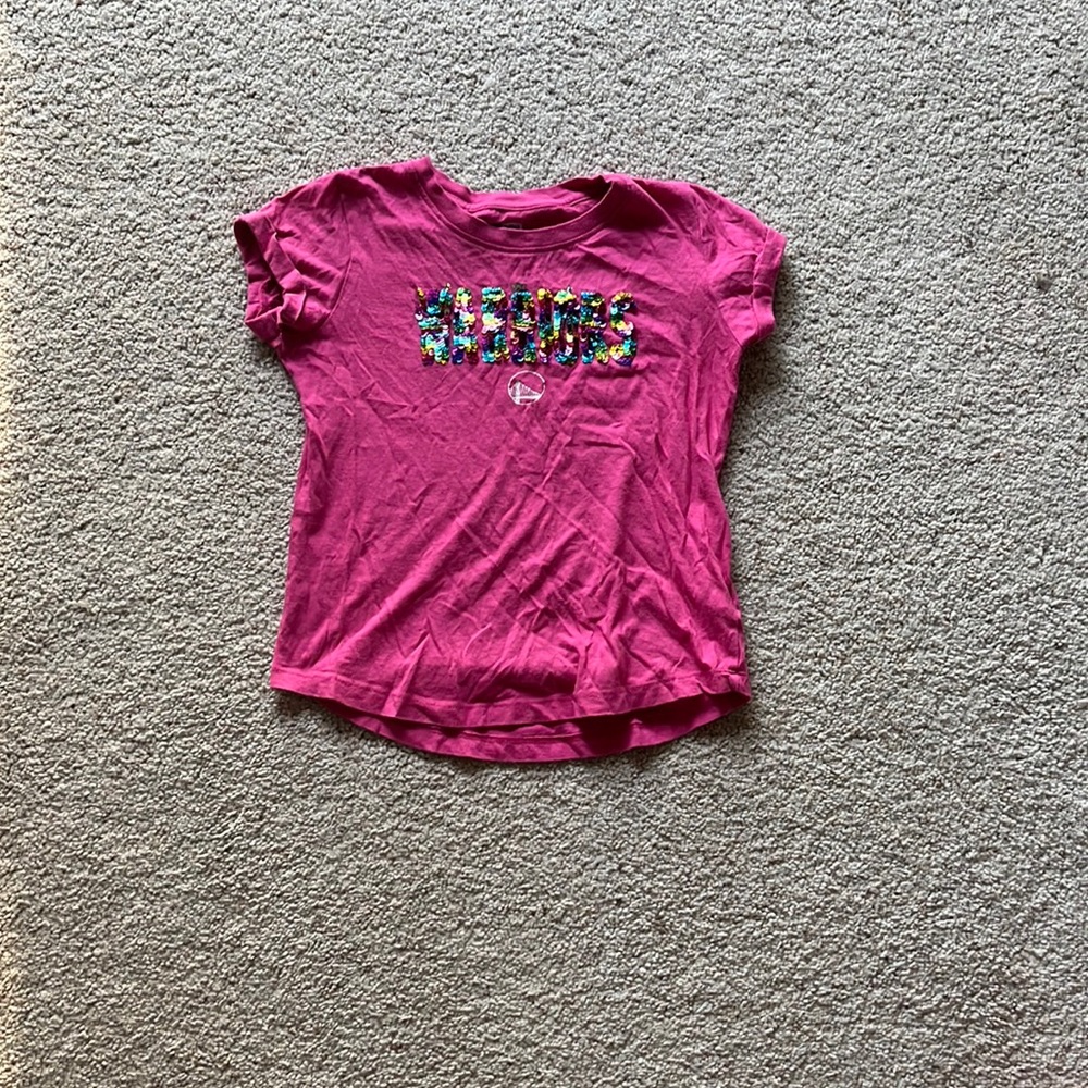 Girls sequin Warriors T-shirt. Size: 7/8.